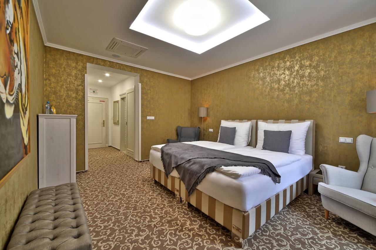 Hotel Pod Branou Bardejov Luaran gambar
