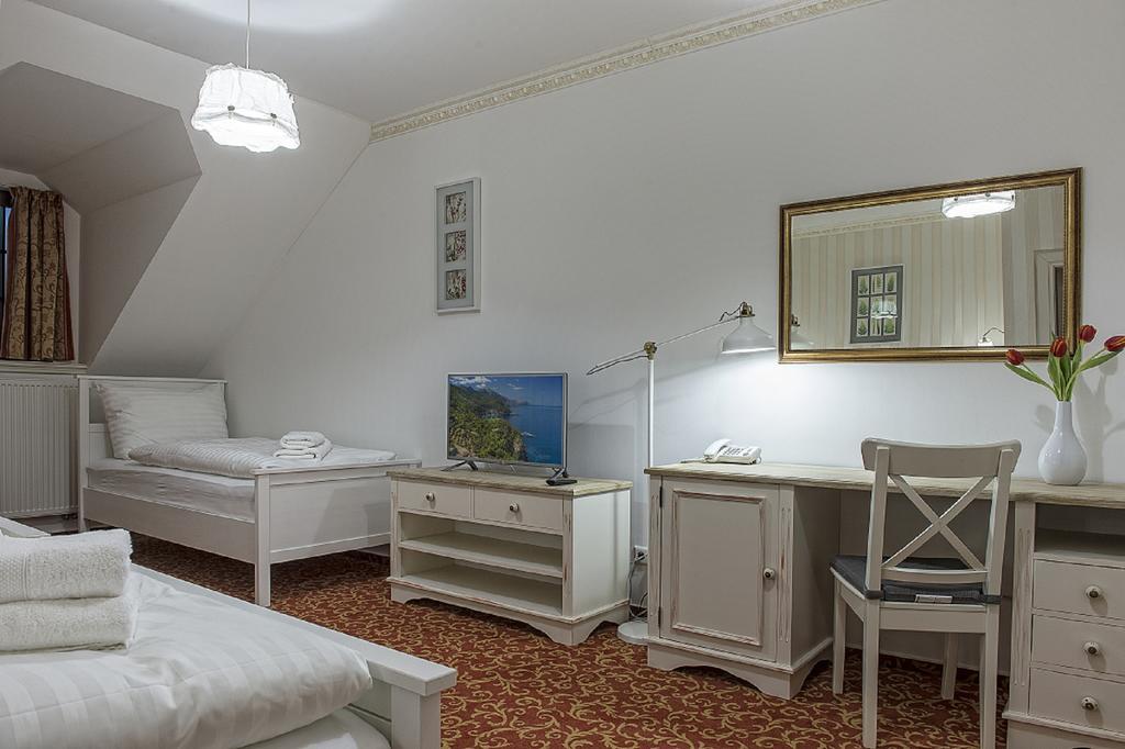 Hotel Pod Branou Bardejov Bilik gambar