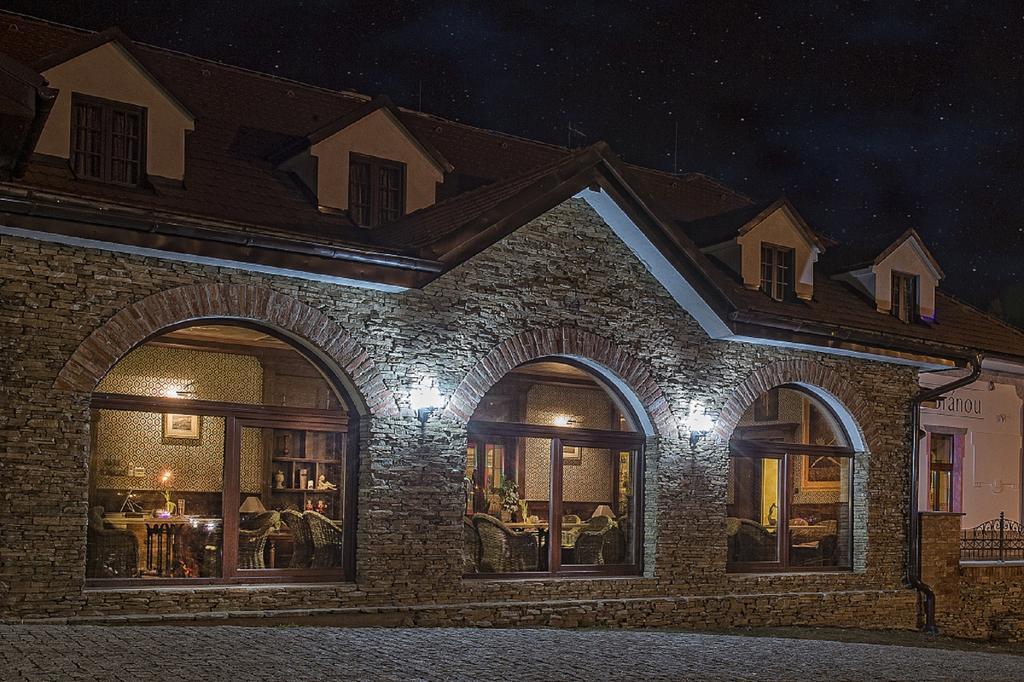 Hotel Pod Branou Bardejov Luaran gambar