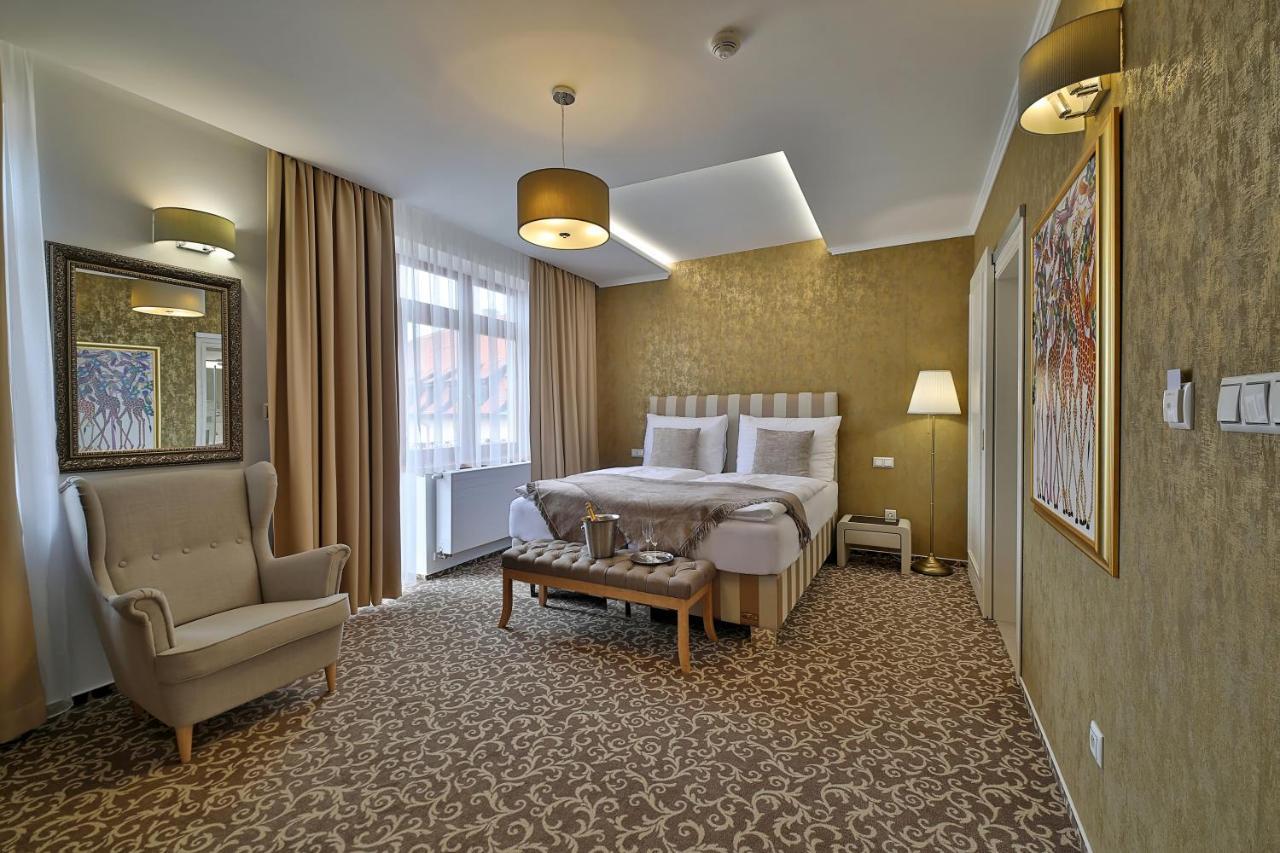 Hotel Pod Branou Bardejov Luaran gambar